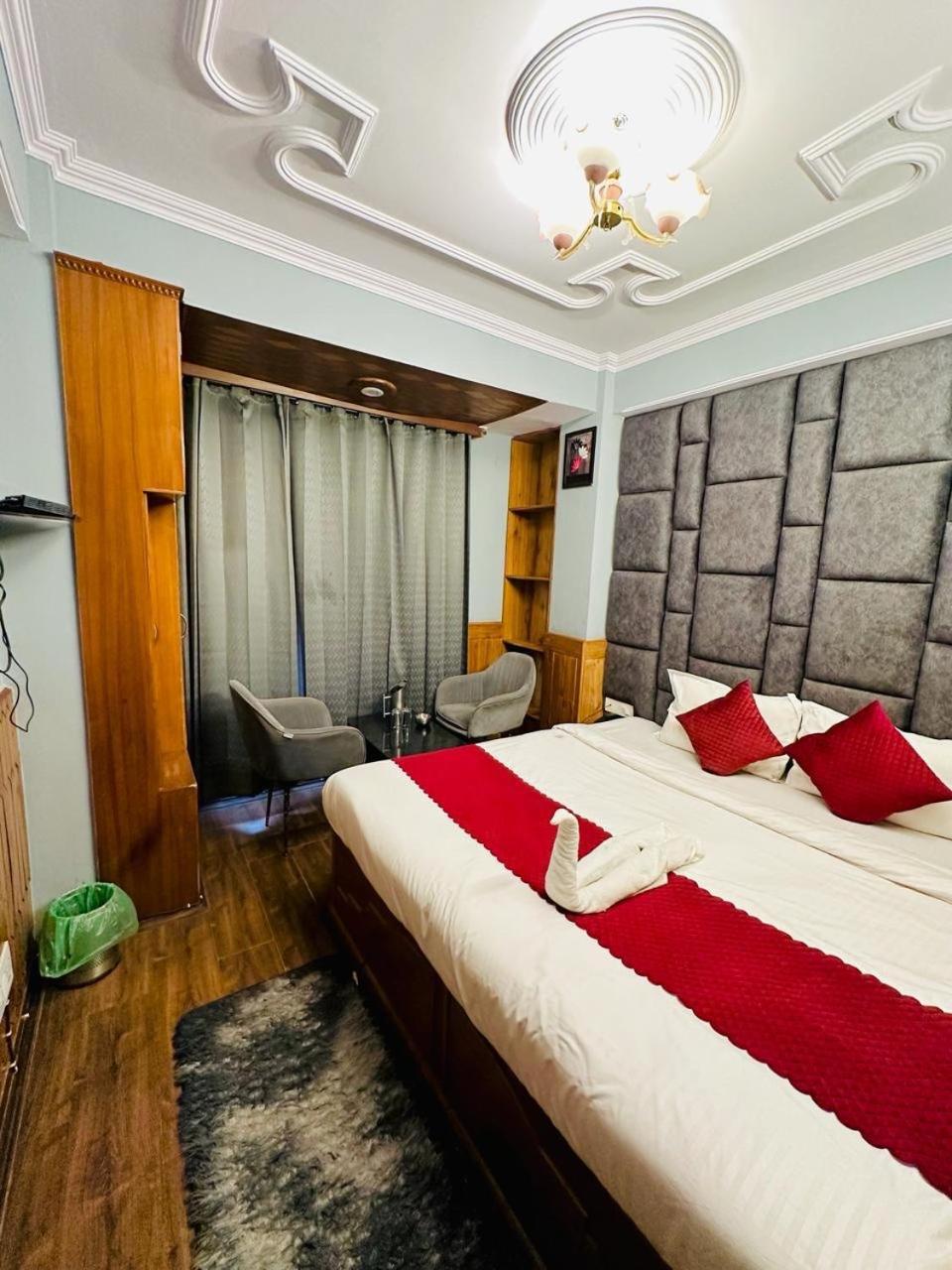 Hotel Avalanche Shimla Eksteriør billede