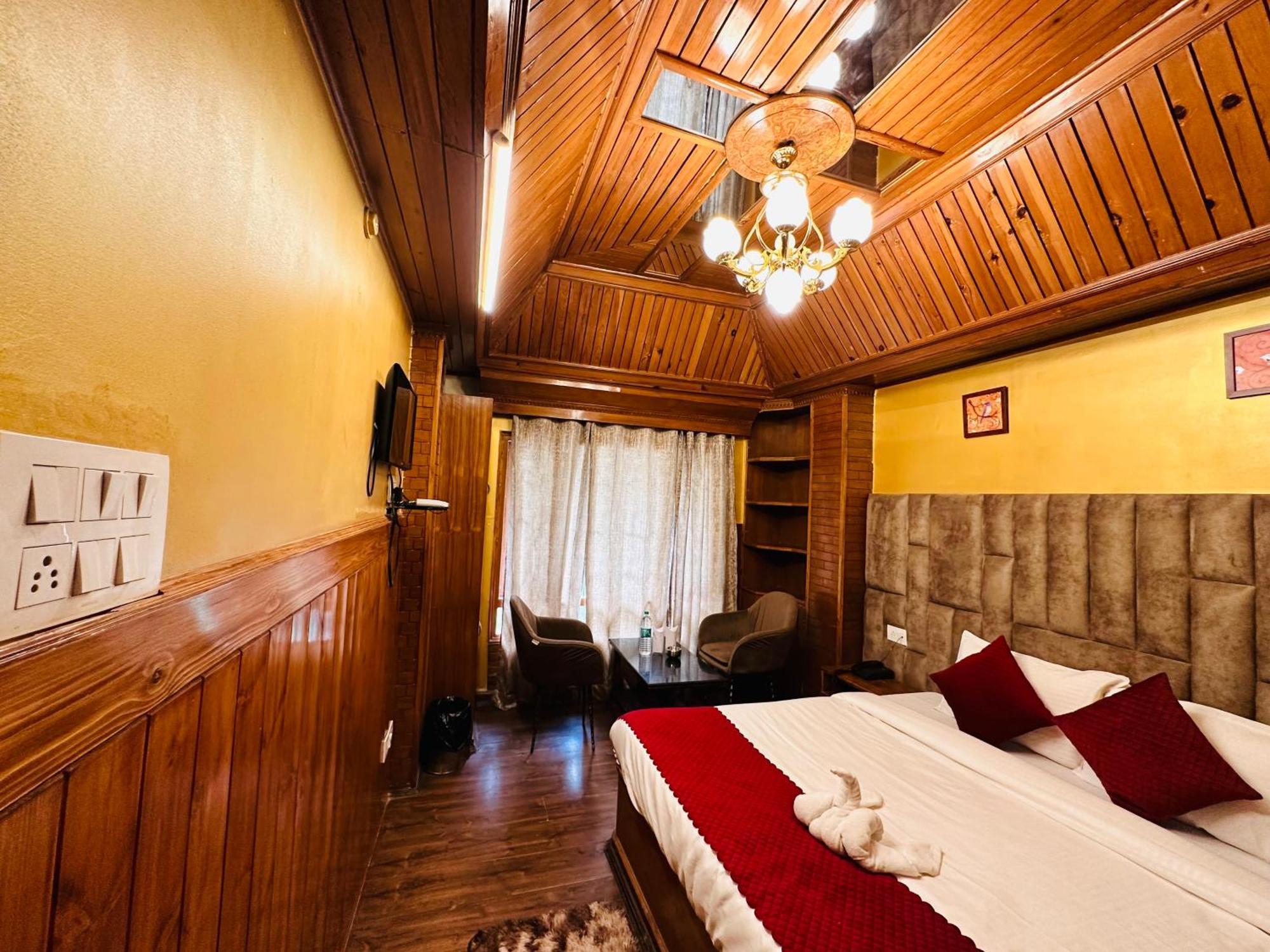 Hotel Avalanche Shimla Eksteriør billede